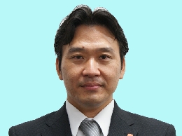 中里　昇